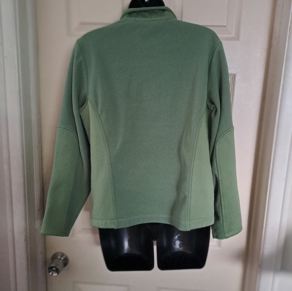 Izod fleece Zip Up size medium 5/$25 - Picture 2 of 4